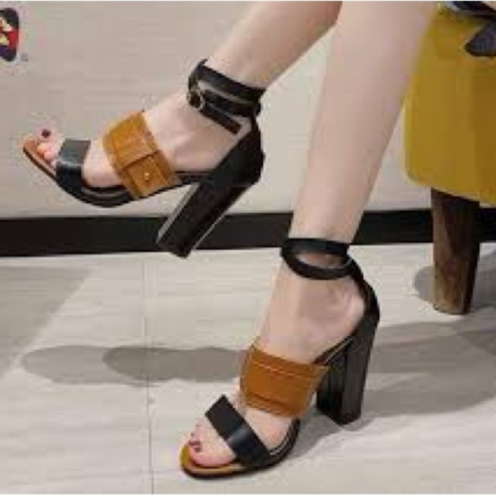 Michael Antonio black & brown chunky heel sandals 8